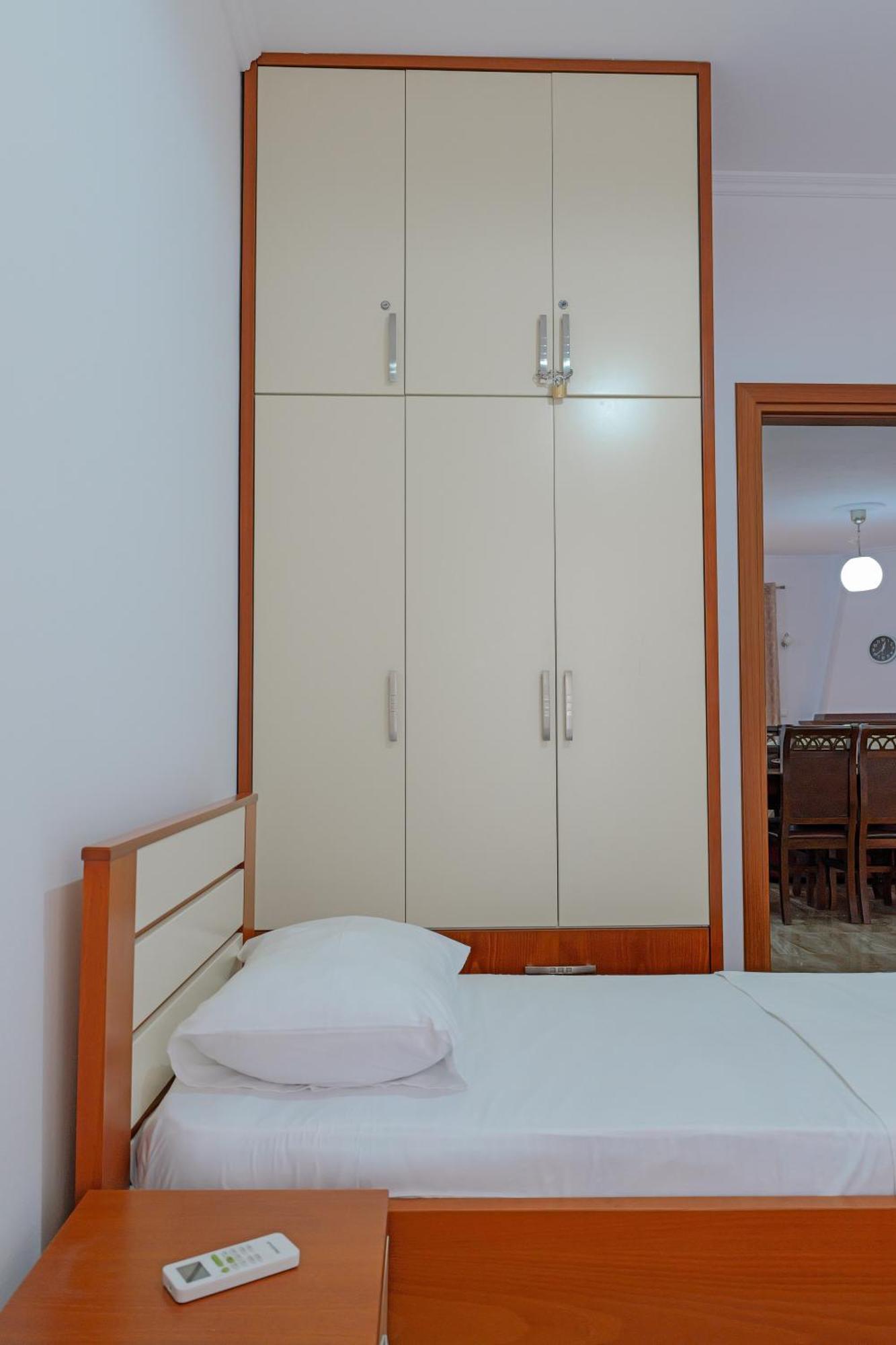 Guesthouse Moonlight Downtown Ксамил Экстерьер фото