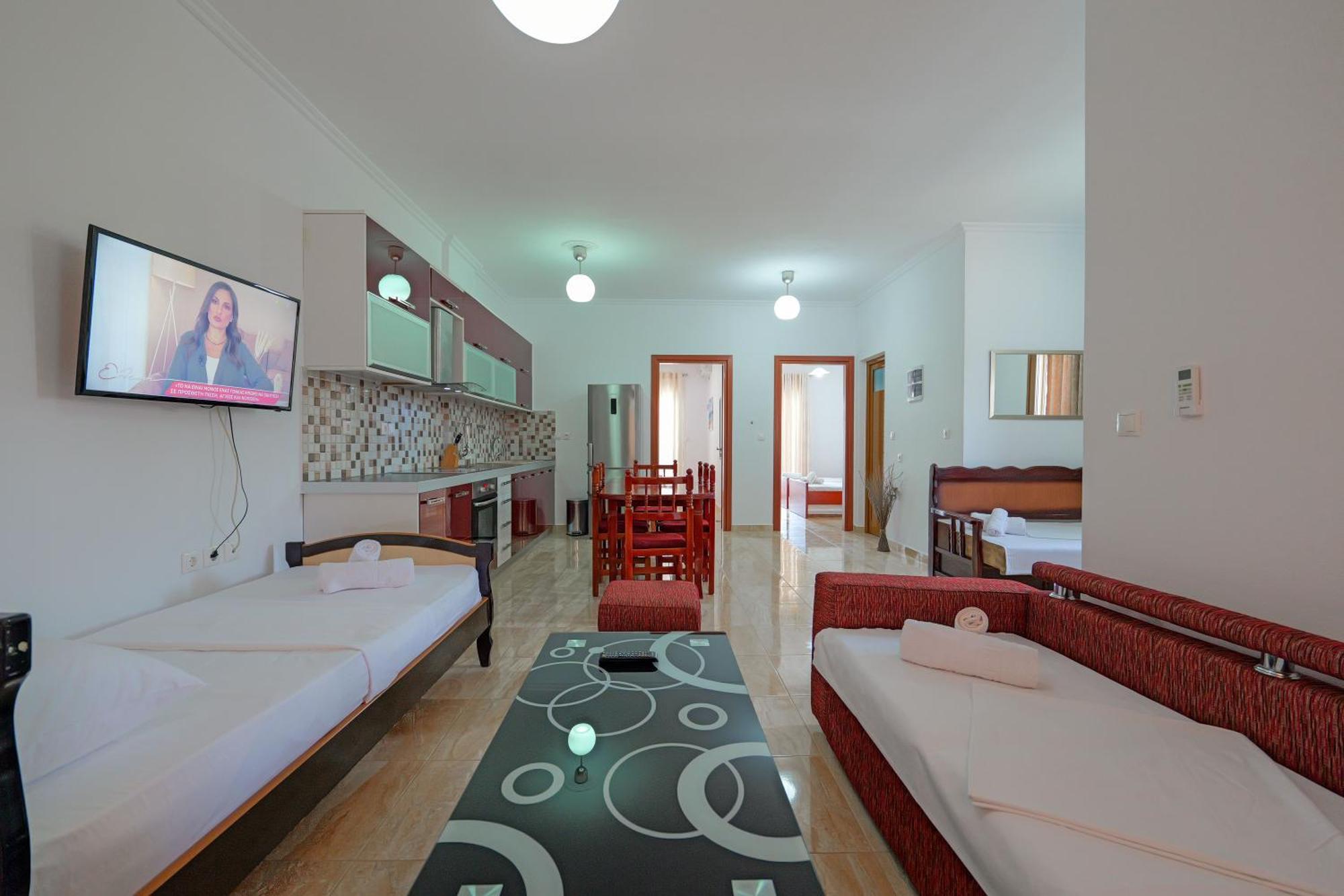 Guesthouse Moonlight Downtown Ксамил Экстерьер фото