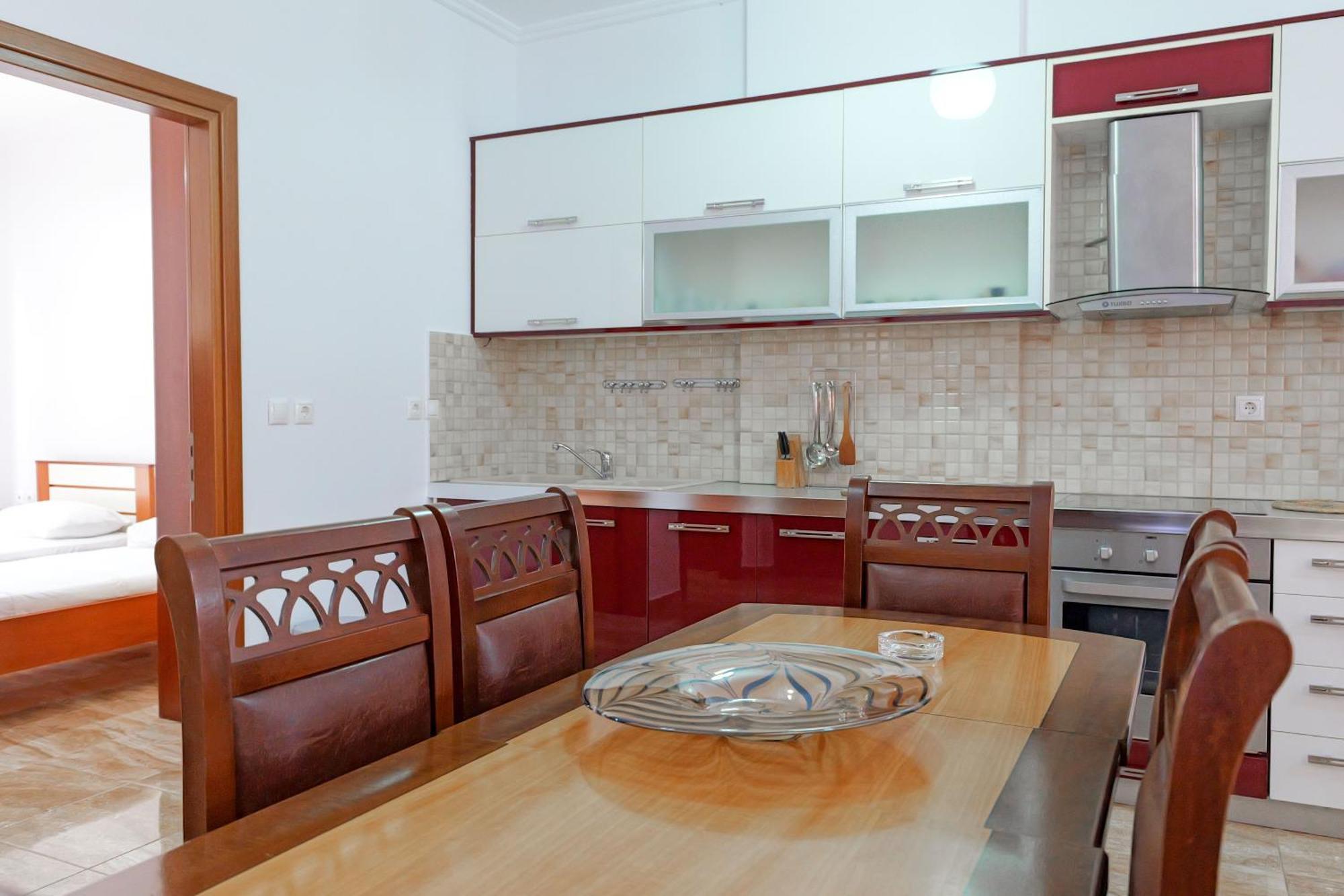 Guesthouse Moonlight Downtown Ксамил Экстерьер фото
